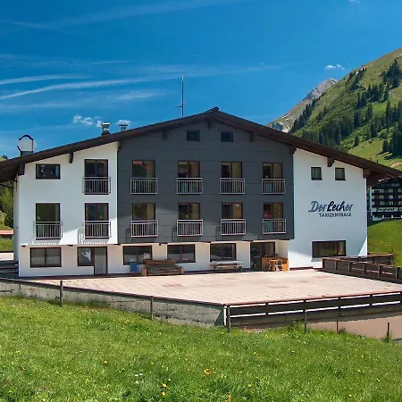 Der Lecher Bed & Breakfast *